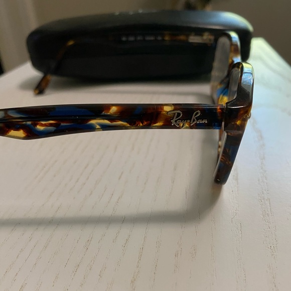 Ray-Ban Eyeglasses Tortoise Frames - Picture 3 of 3